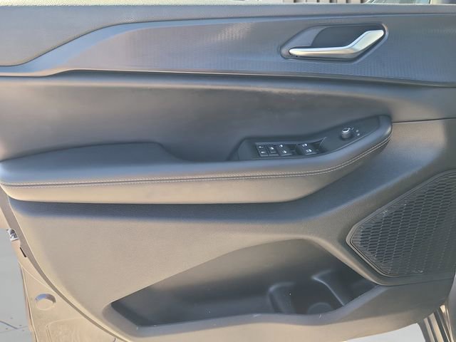 Used 2023 Jeep Grand Cherokee L Laredo image 31