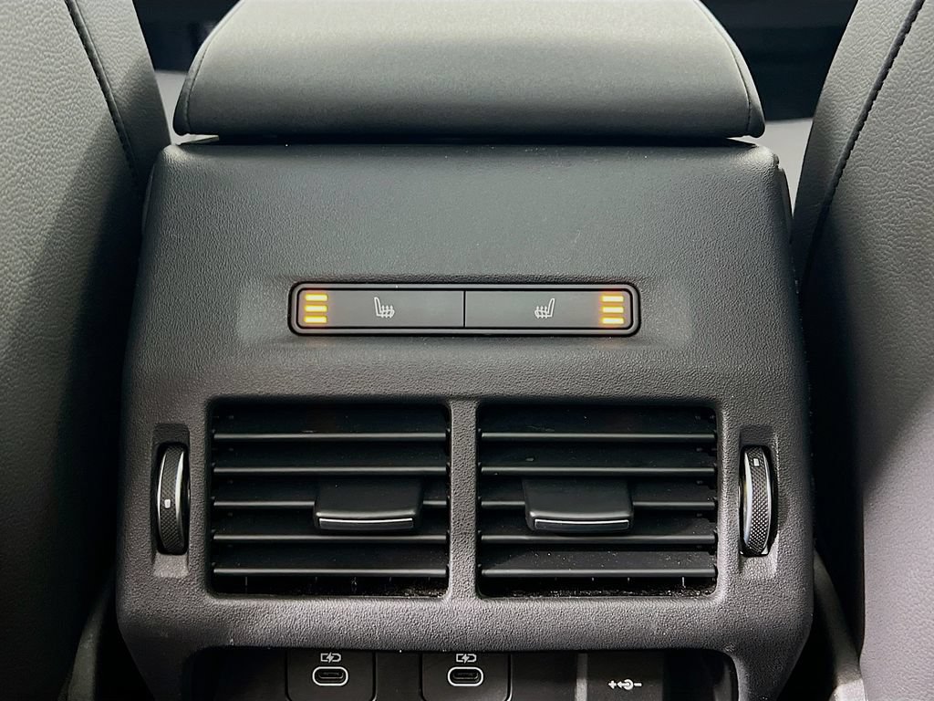 Certified 2024 Land Rover Discovery Sport S AWD/4WD image 27