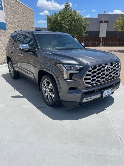 Used 2024 Toyota Sequoia Capstone AWD/4WD image 3