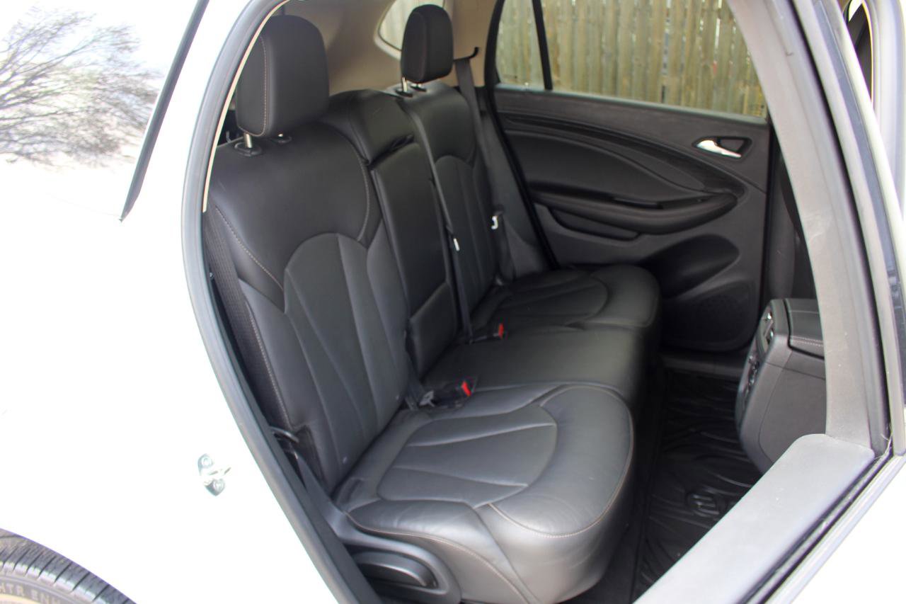 Used 2018 Buick Envision Premium w/ Driver Confidence Package AWD/4WD image 41