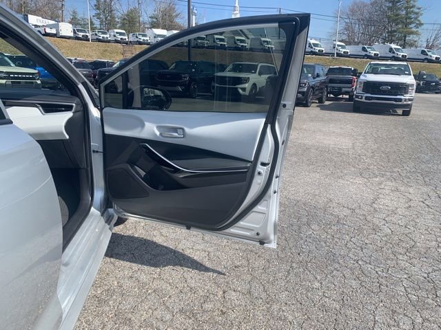 Used 2023 Toyota Corolla XSE image 14