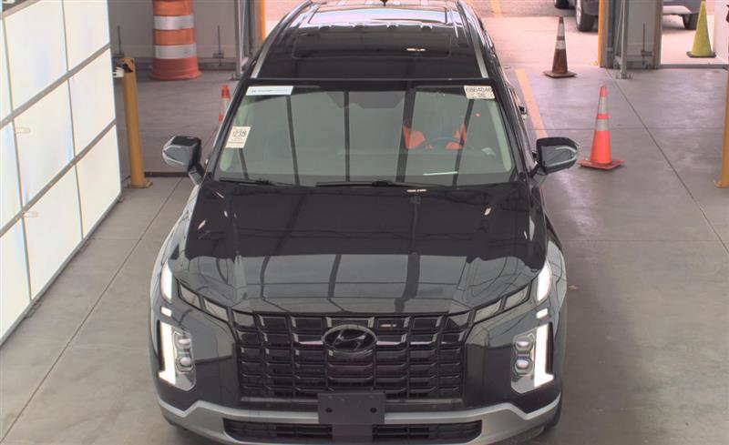 Used 2023 Hyundai Palisade Limited w/ Cargo Package AWD/4WD image 4