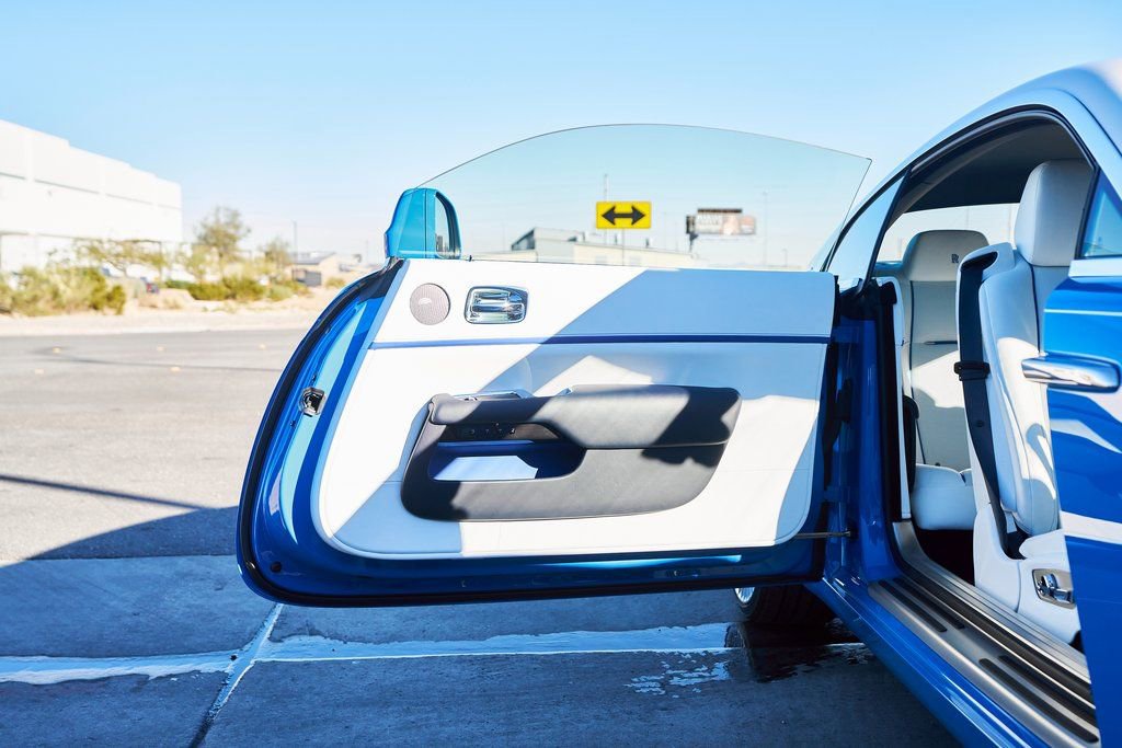 Used 2020 Rolls-Royce Wraith image 23