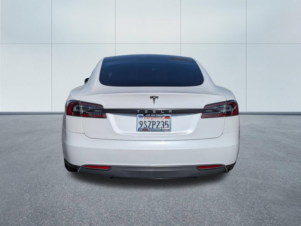 Used 2015 Tesla Model S 85 RWD image 5