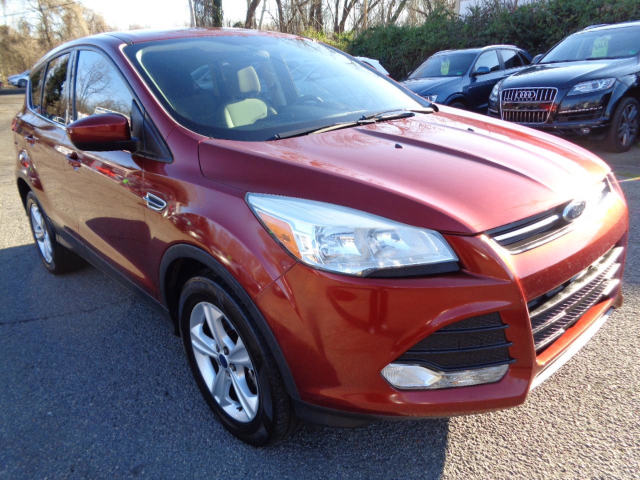 Used 2014 Ford Escape SE AWD/4WD image 3