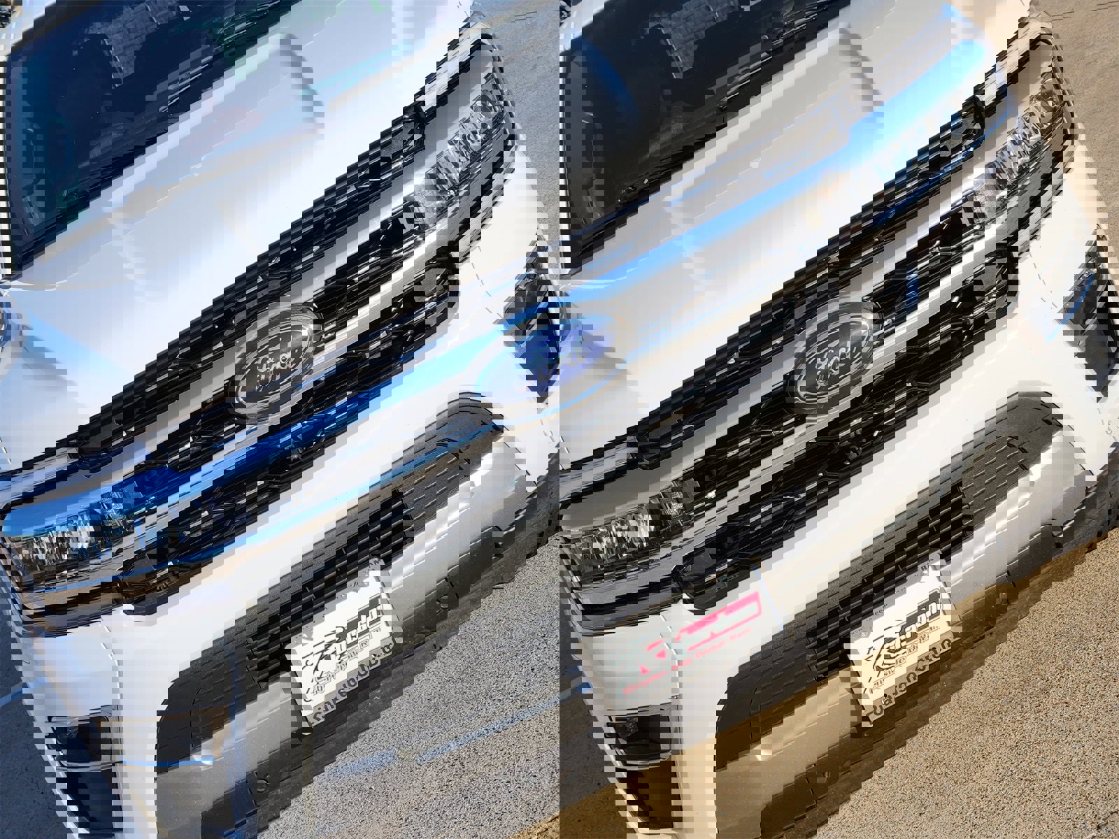 Used 2023 Ford Expedition Limited image 14