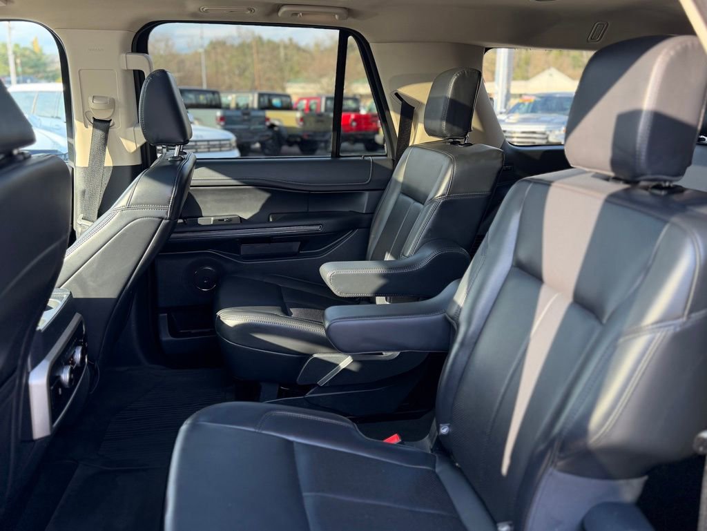 Used 2024 Ford Expedition Max XLT AWD/4WD image 10