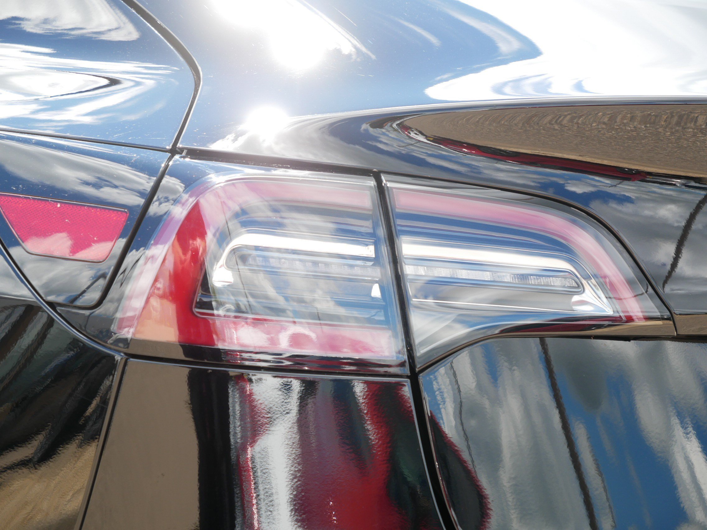 Used 2020 Tesla Model 3 Standard Range RWD image 17