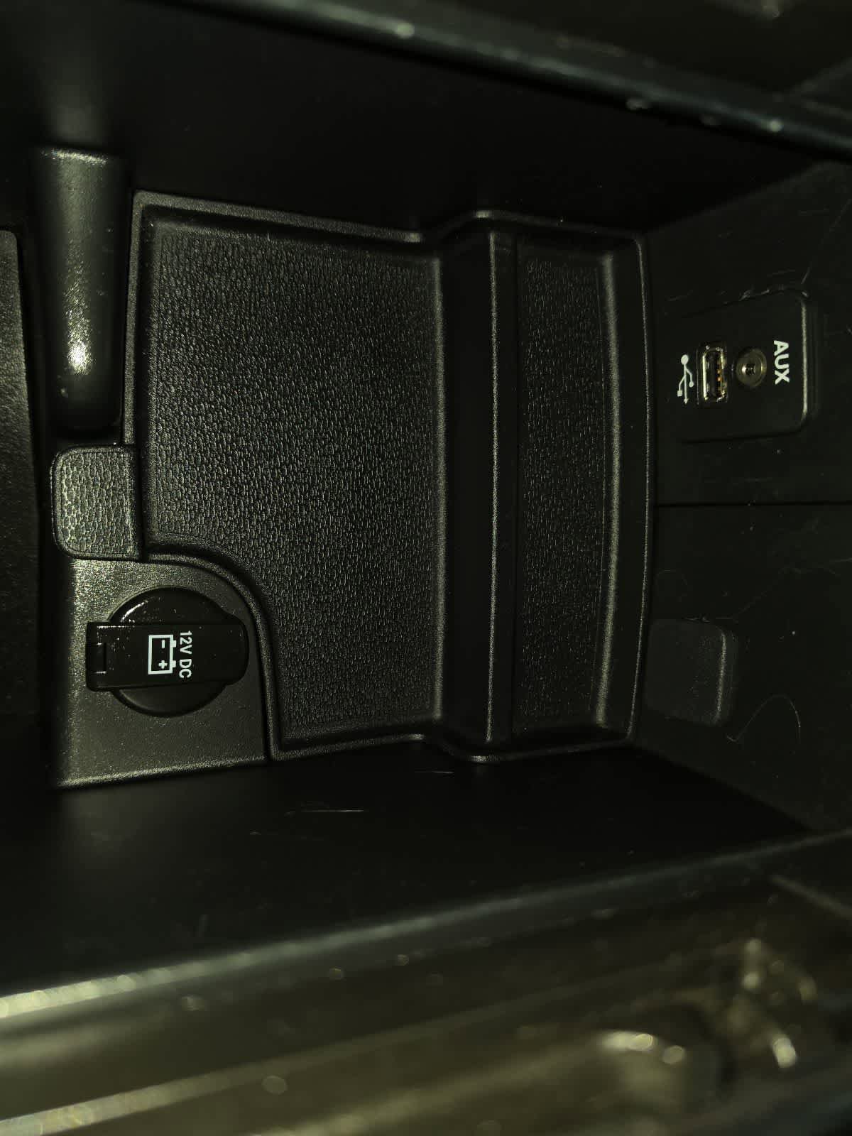 Used 2011 Dodge Journey Crew FWD image 20