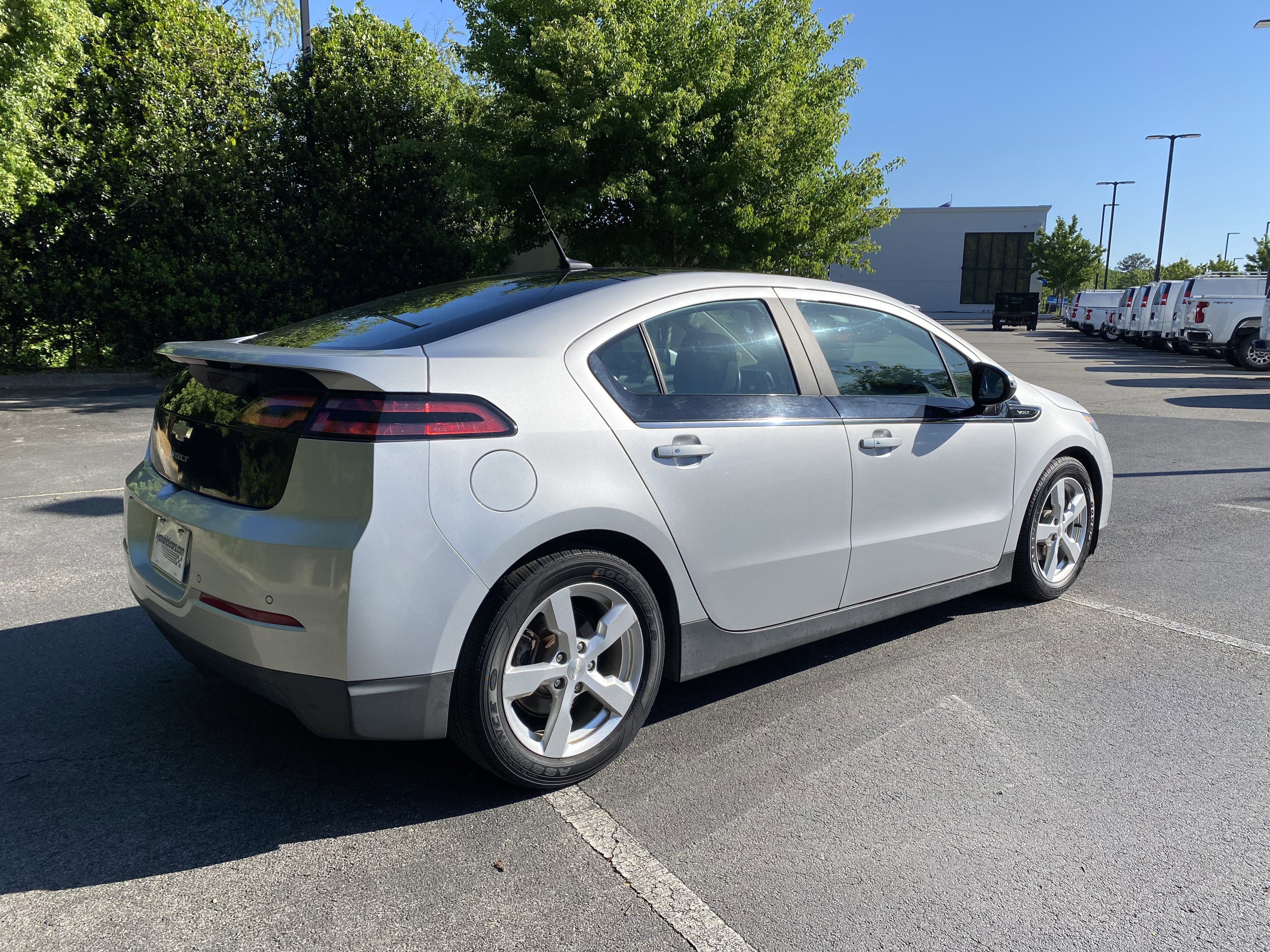 Used 2012 Chevrolet Volt Premium w/ Premium Trim Package FWD image 9