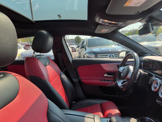 Used 2019 Mercedes-Benz A 220 image 23