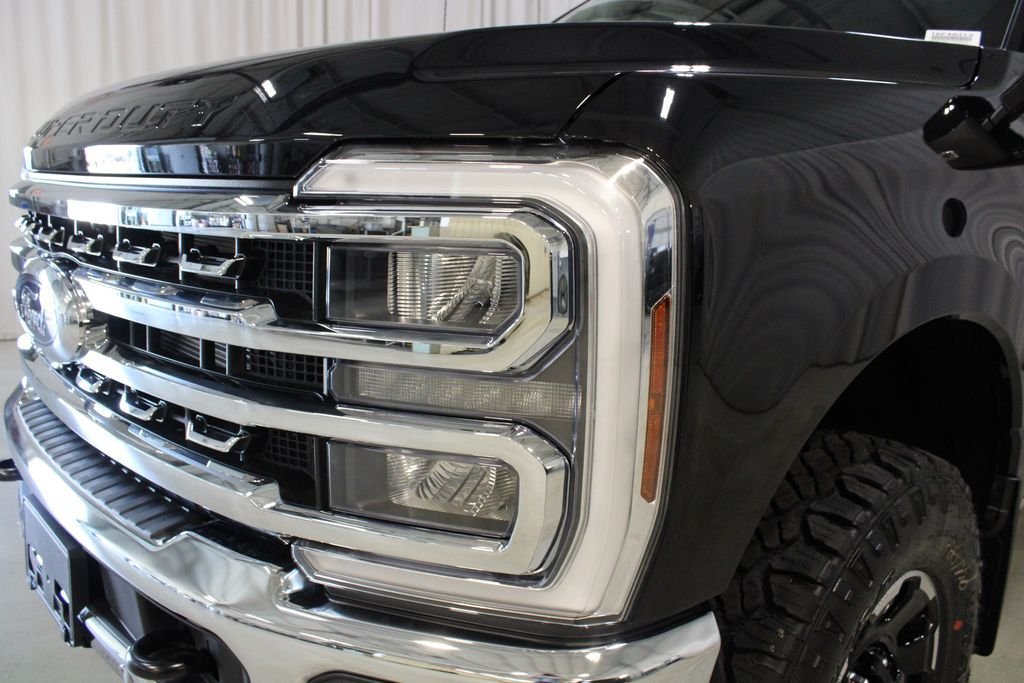 New 2026 Ford F250 Lariat w/ Tremor Off-Road Package AWD/4WD image 34