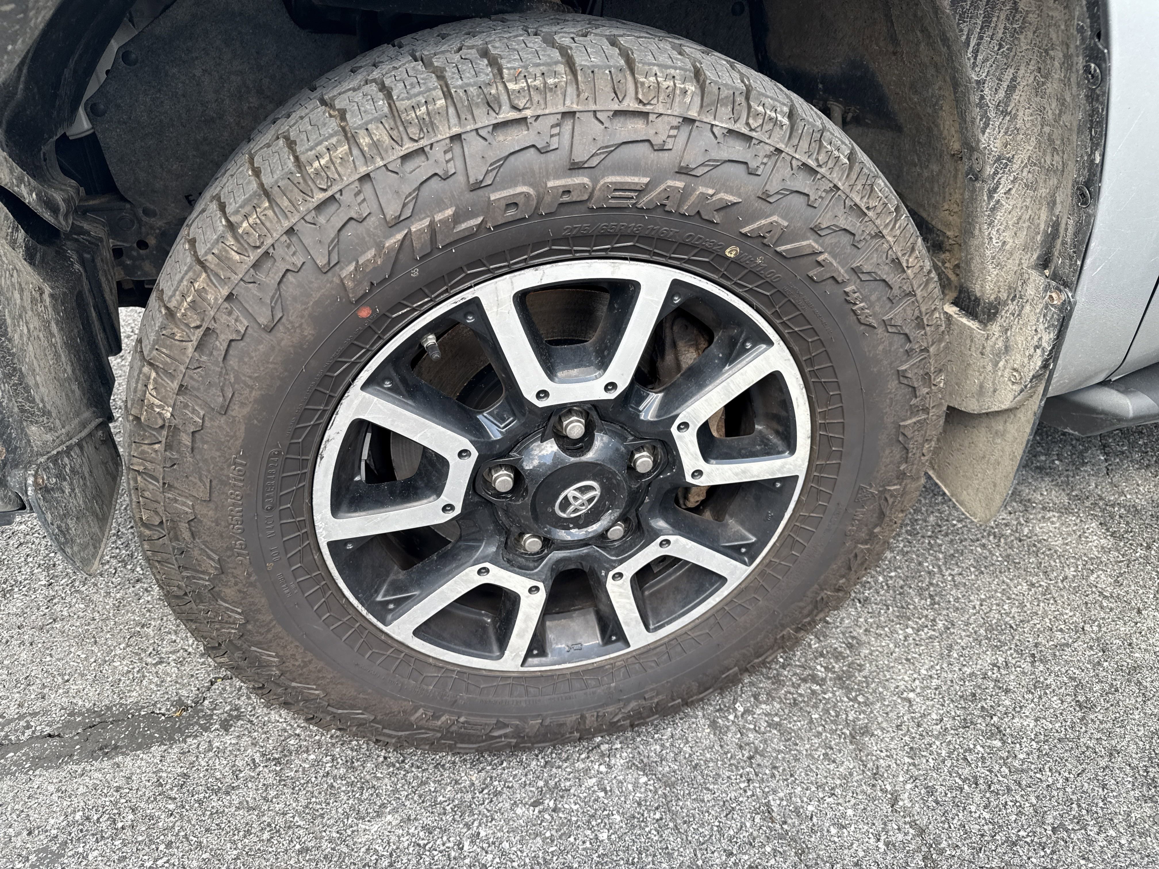 Used 2020 Toyota Tundra Limited image 3