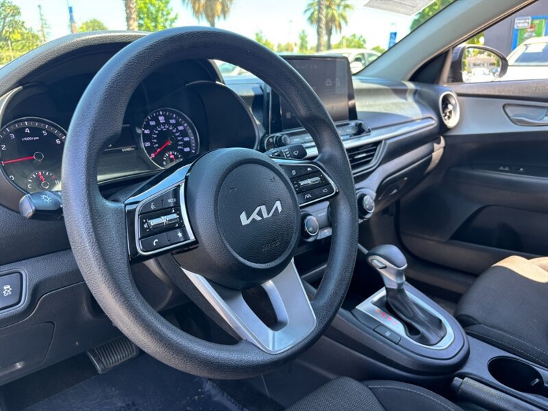 Used 2023 Kia Forte LXS FWD image 15