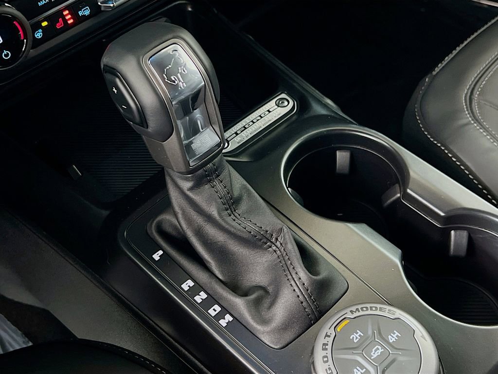 New 2025 Ford Bronco Outer Banks image 10