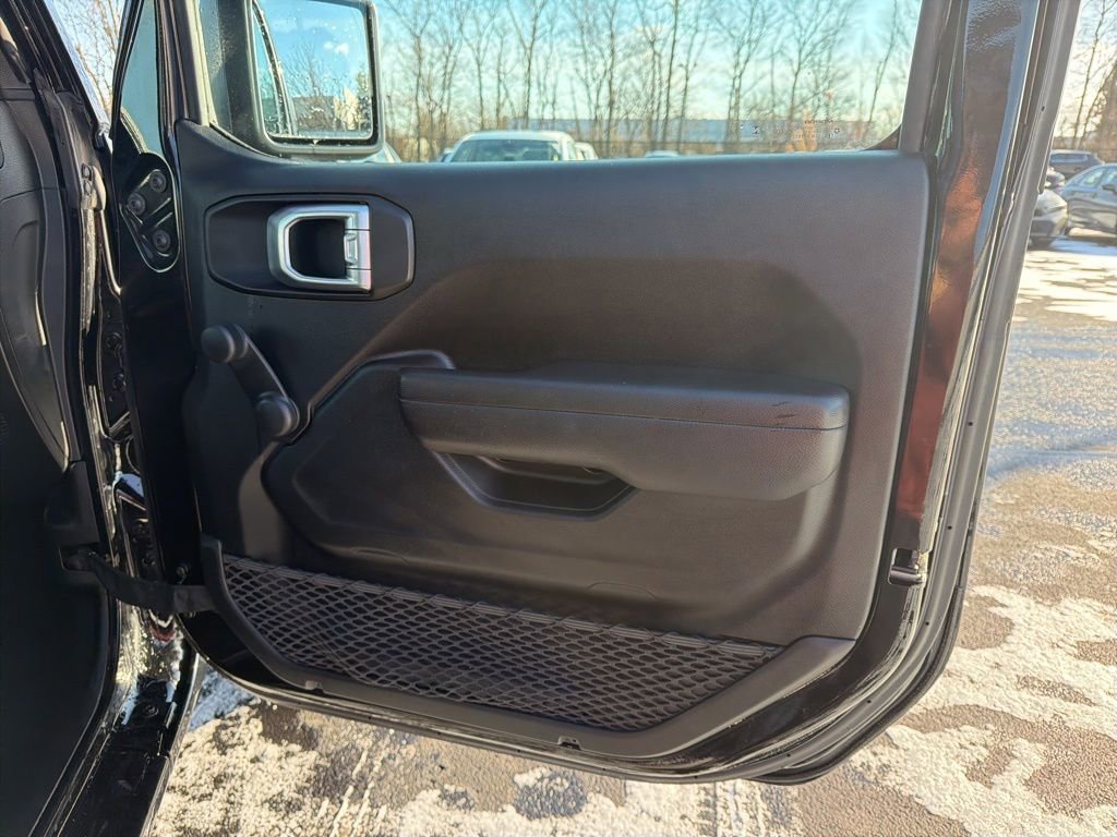 Used 2021 Jeep Wrangler Unlimited Sport image 26
