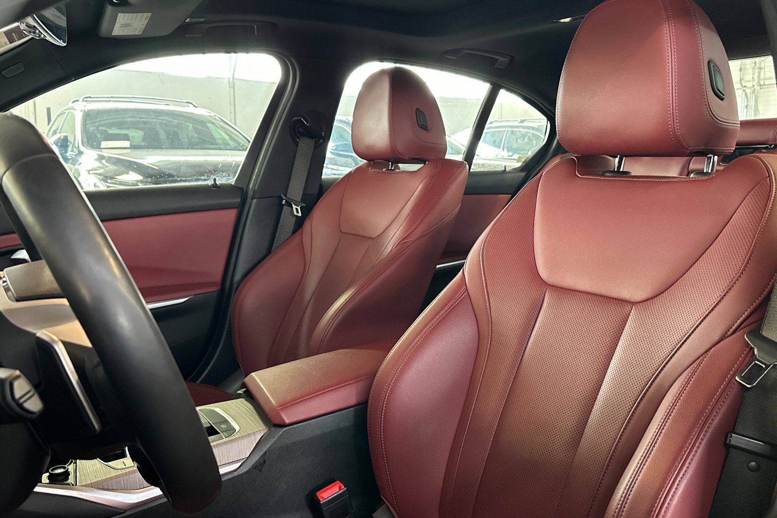 Used 2025 BMW 330i Sedan RWD image 23