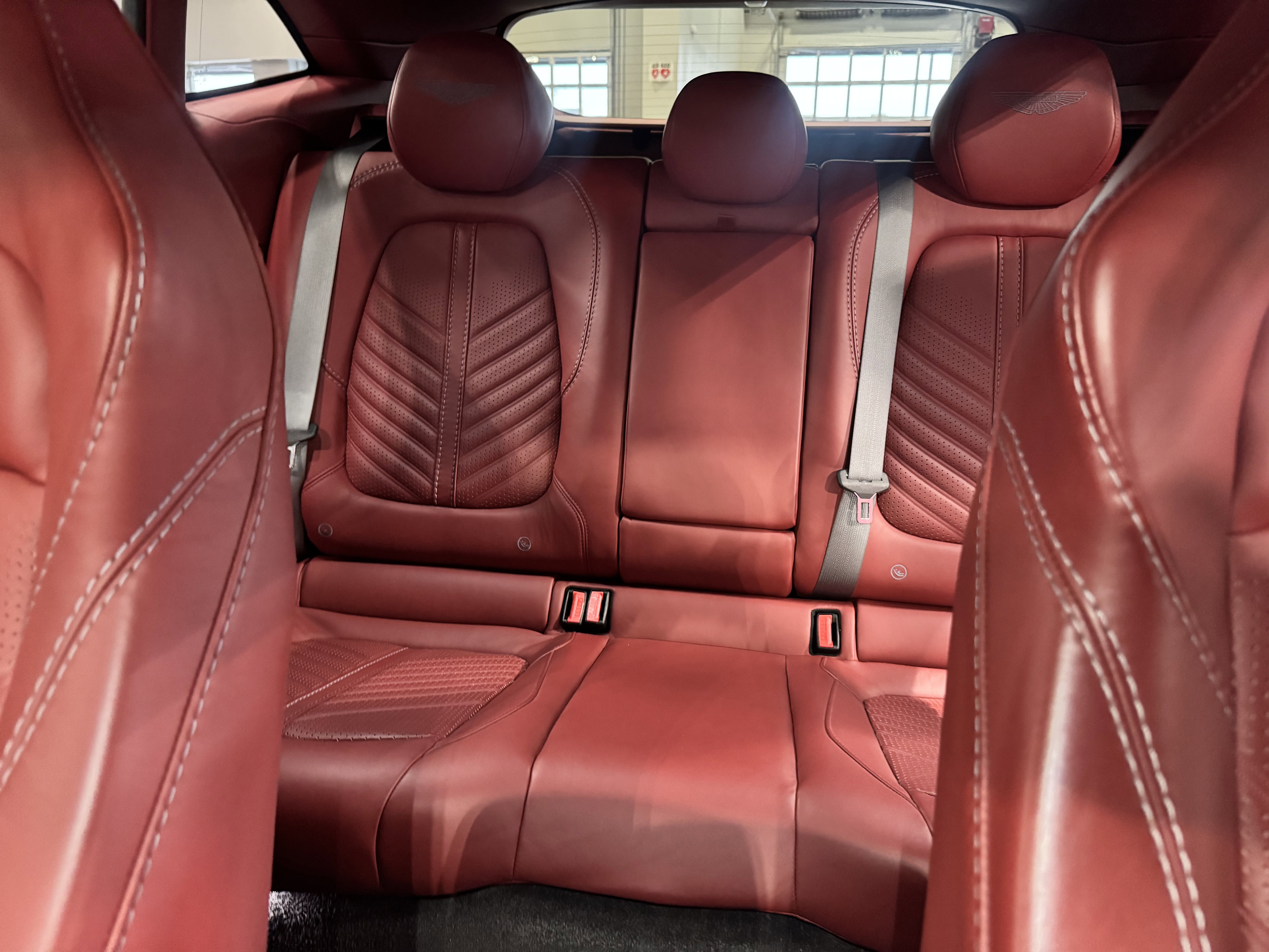 Used 2023 Aston Martin DBX 707 image 34