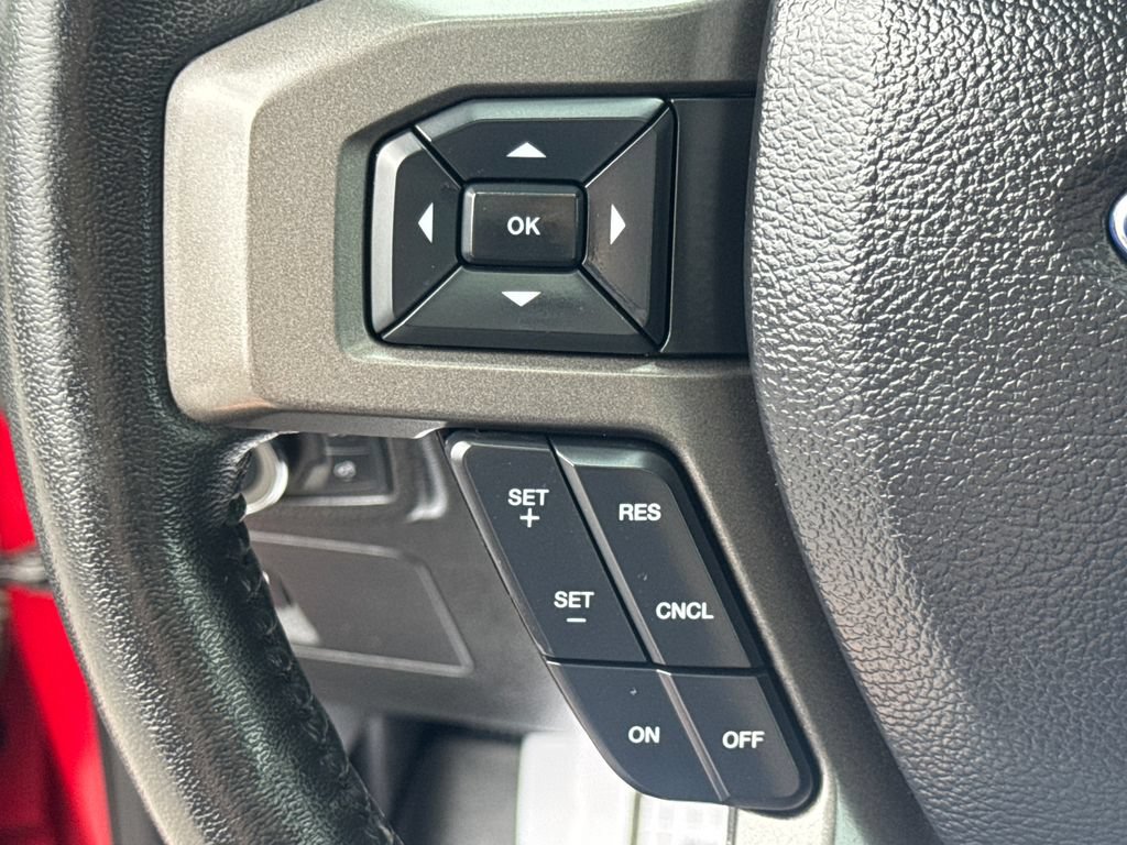 Used 2020 Ford Expedition XLT w/ Equipment Group 202A AWD/4WD image 36