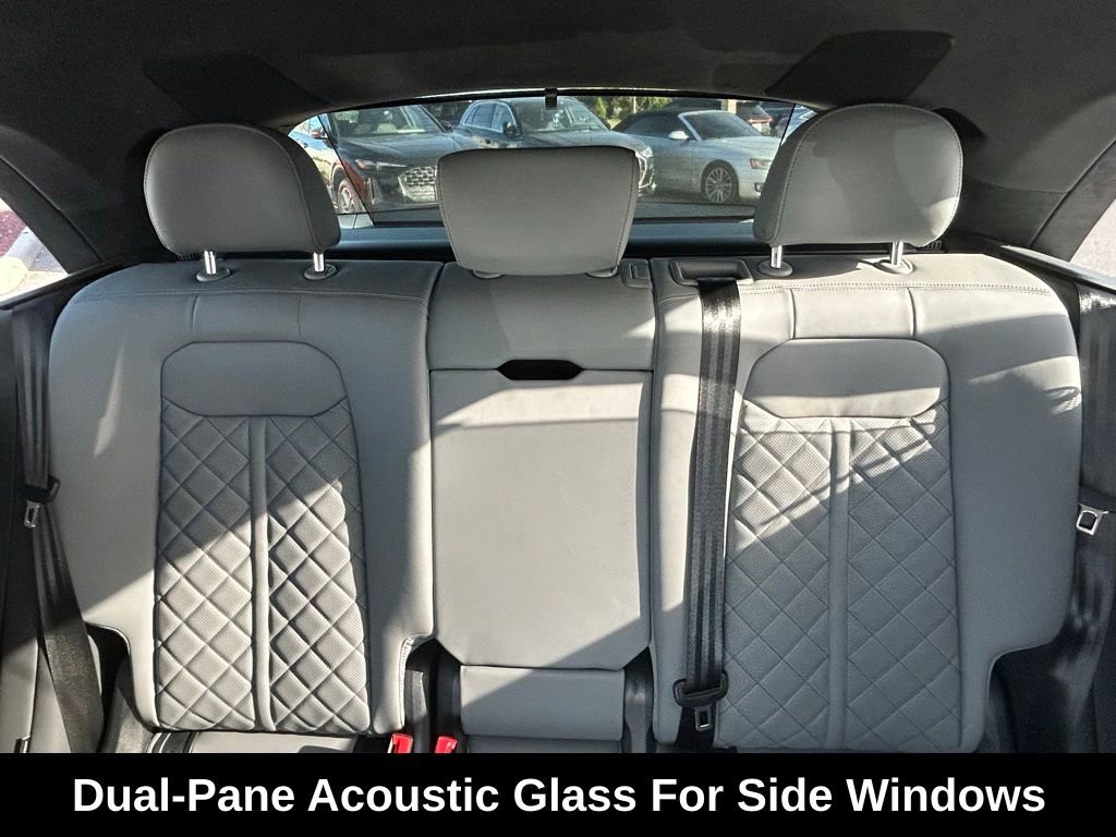 New 2026 Audi SQ8 Prestige image 14