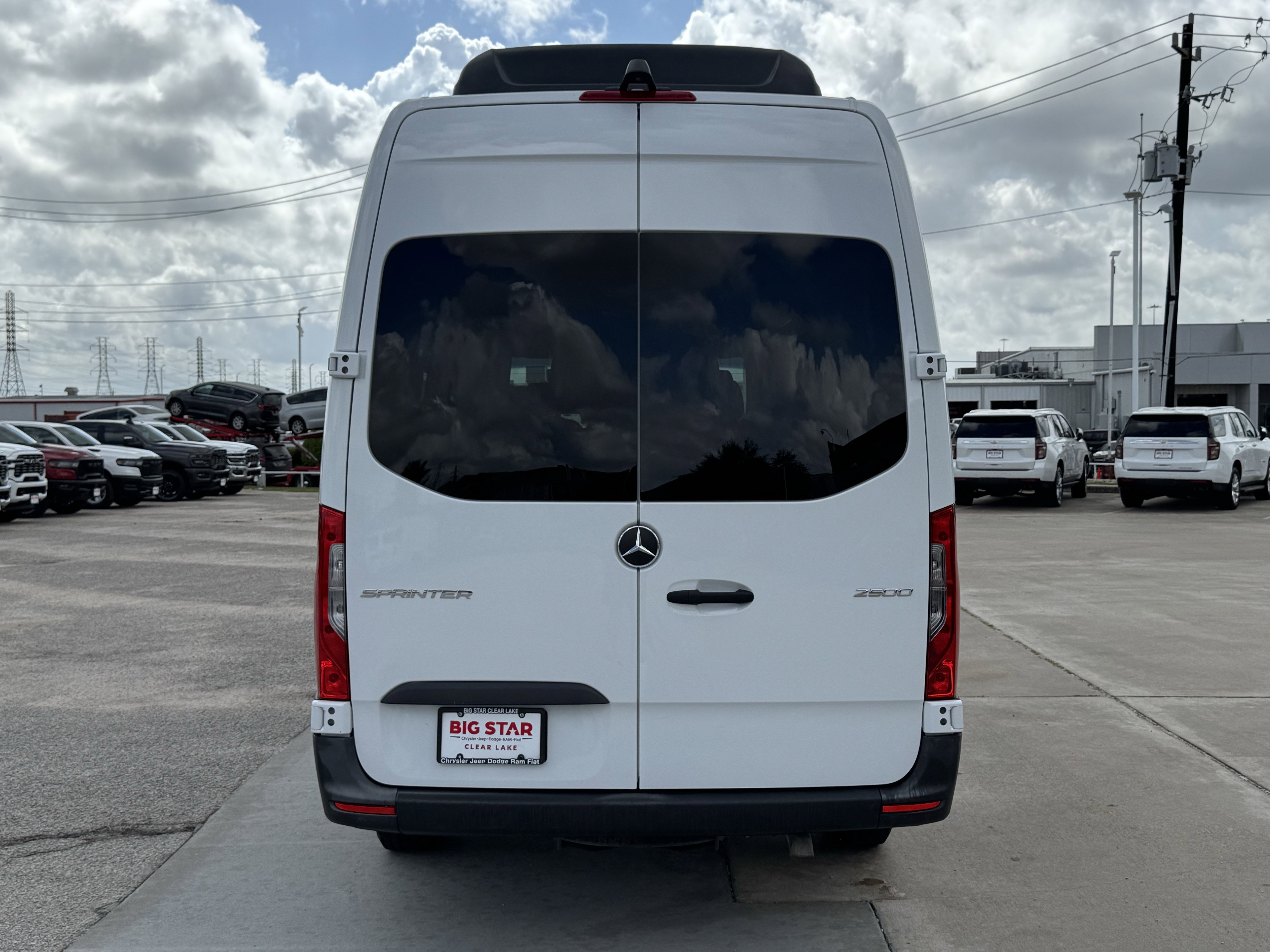 Used 2025 Mercedes-Benz Sprinter 2500 image 9