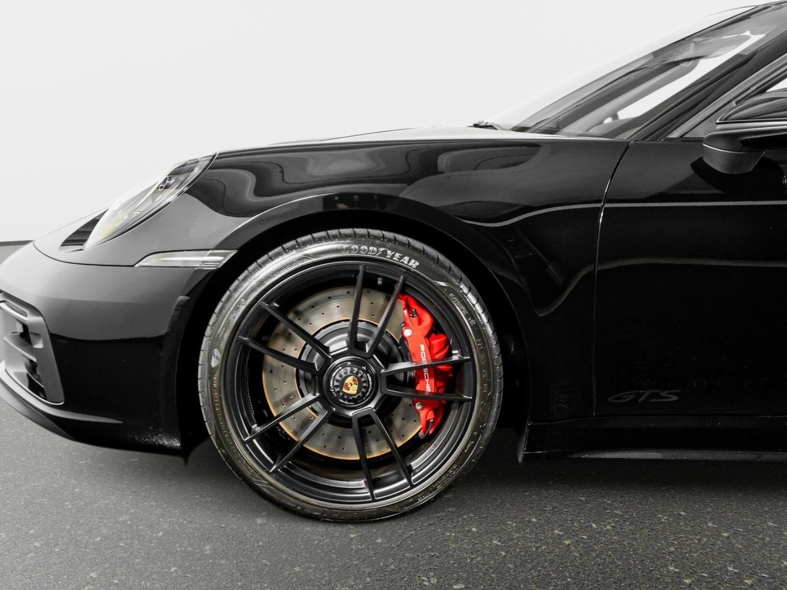 Used 2024 Porsche 911 Targa 4 GTS image 19