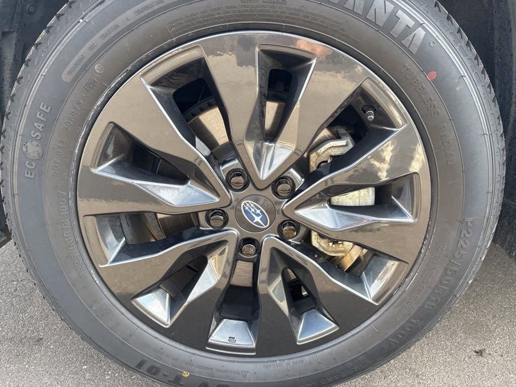 Used 2023 Subaru Outback Onyx Edition image 10