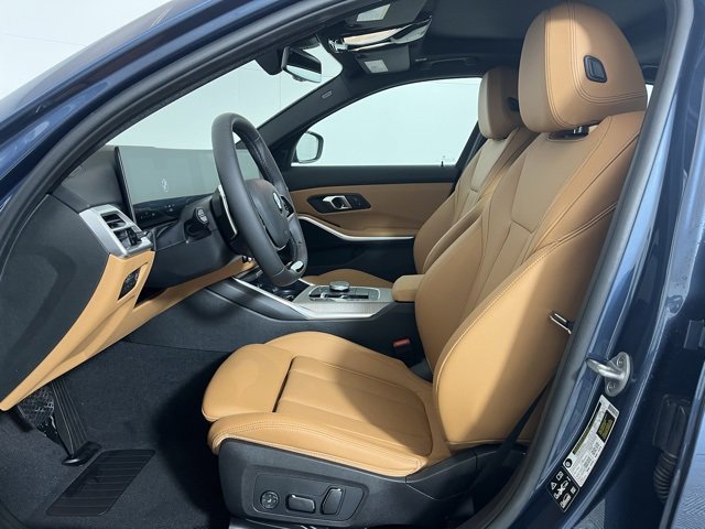 Used 2025 BMW 330i xDrive 330i xDrive w/ Convenience Package image 11