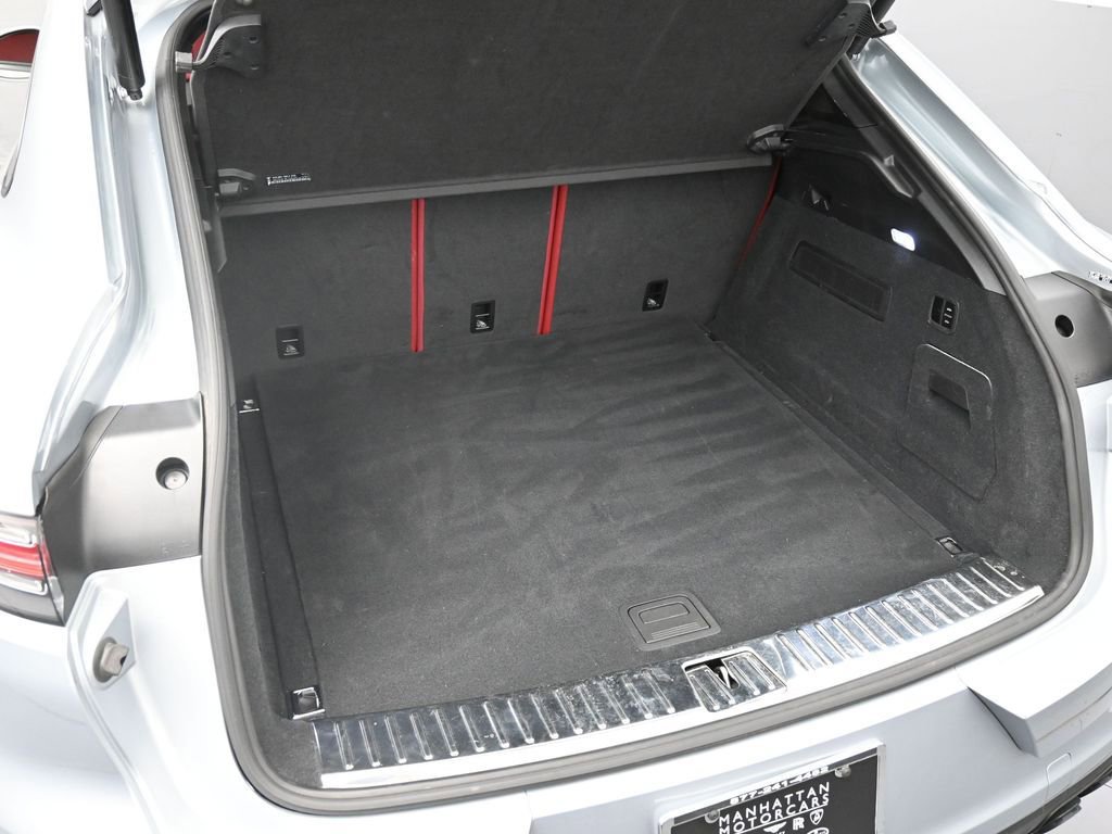 Certified 2022 Porsche Cayenne Turbo AWD/4WD image 34
