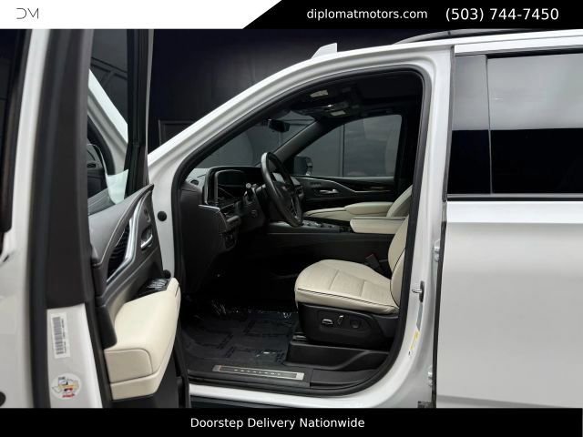 Used 2022 Cadillac Escalade Sport w/ Touring Package AWD/4WD image 18
