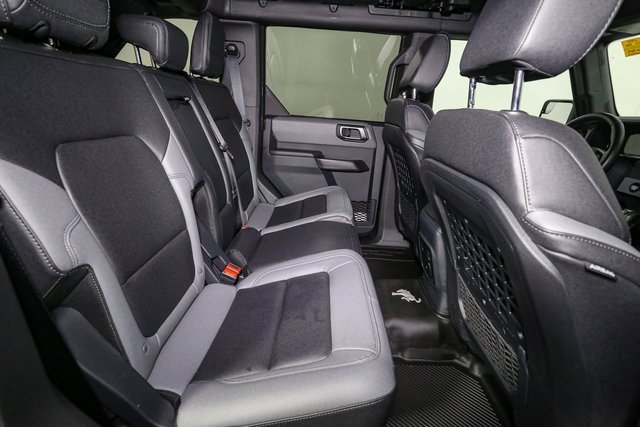 Used 2024 Ford Bronco Black Diamond image 17