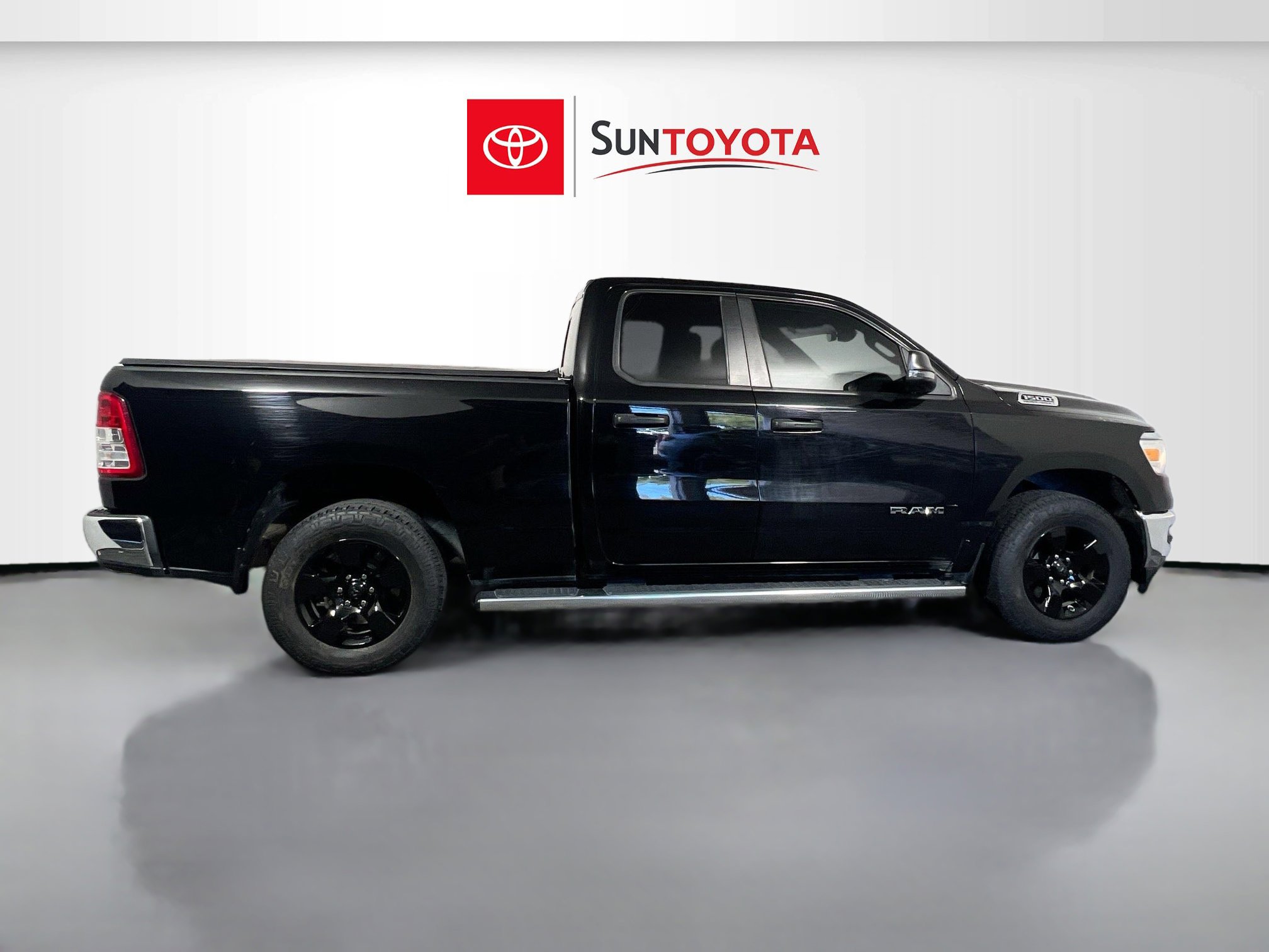 Used 2023 RAM 1500 Big Horn AWD/4WD image 2