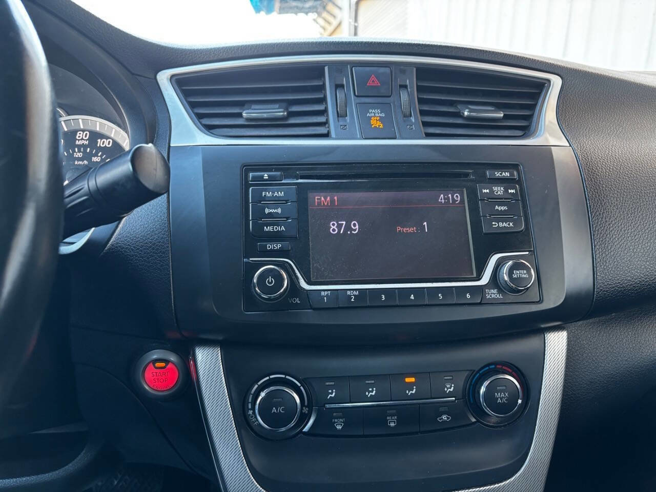 Used 2015 Nissan Sentra SR image 23