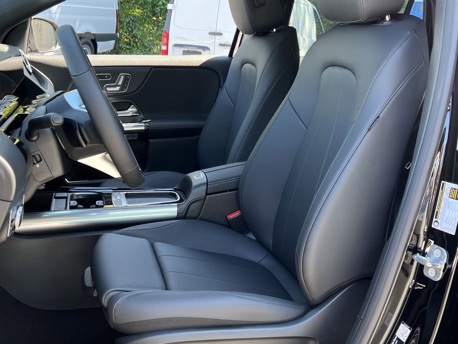 Certified 2026 Mercedes-Benz GLA 250 4MATIC image 11