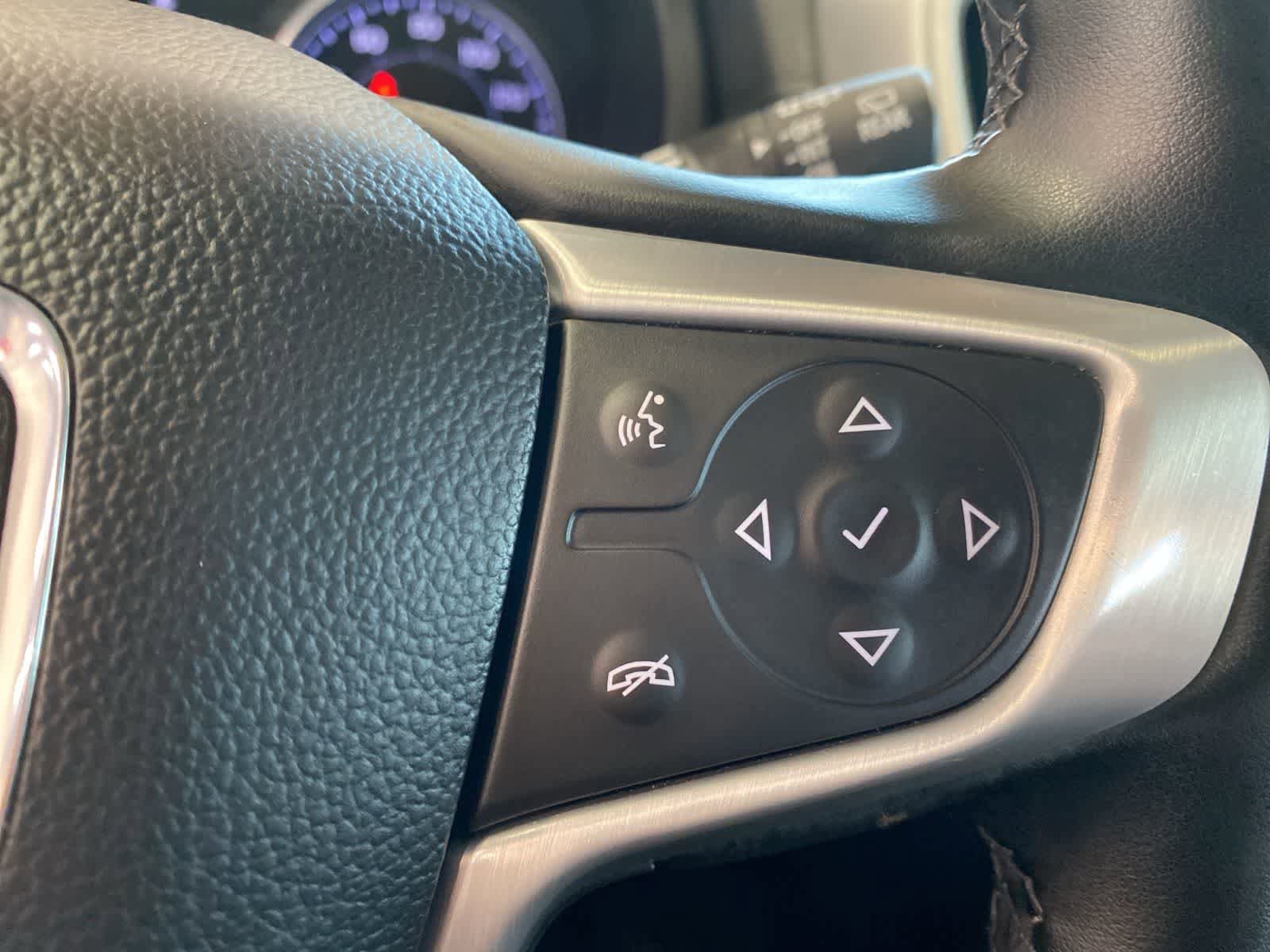 Used 2024 GMC Terrain SLT FWD image 21