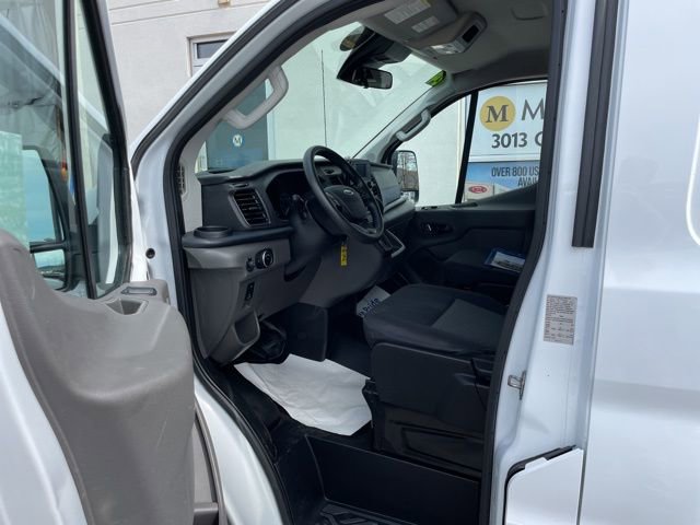 Used 2024 Ford Transit 250 Low Roof w/ Exterior Upgrade Package RWD image 8