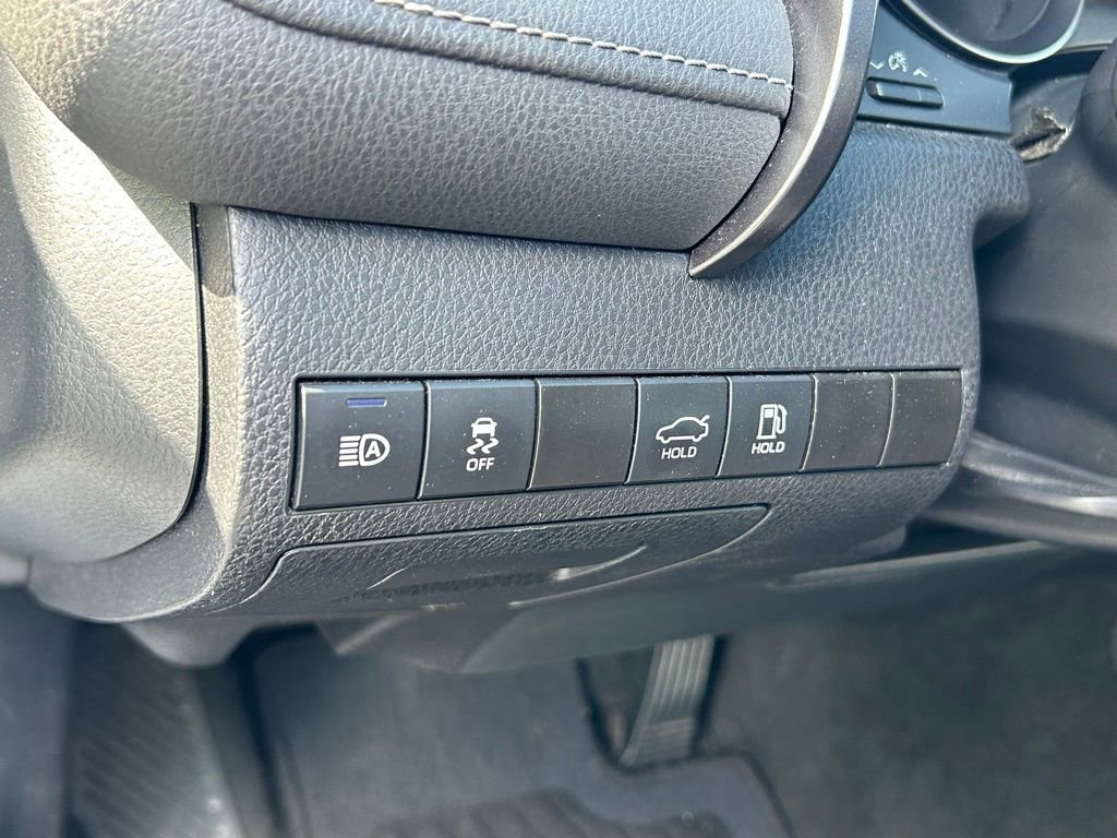 Used 2023 Toyota Camry XSE FWD image 41