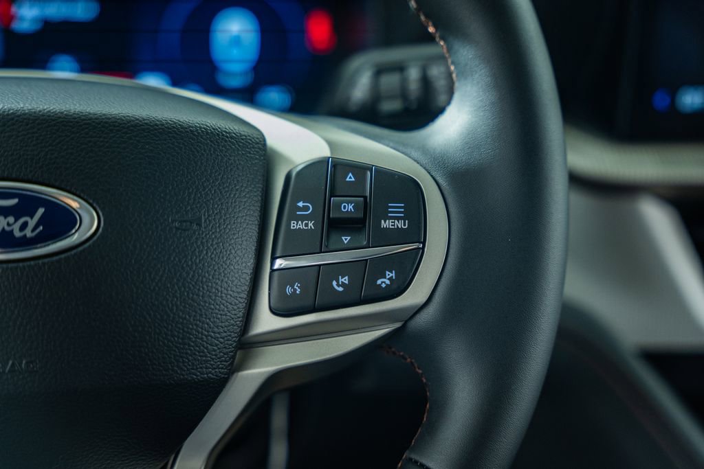 New 2026 Ford Explorer Active RWD image 30