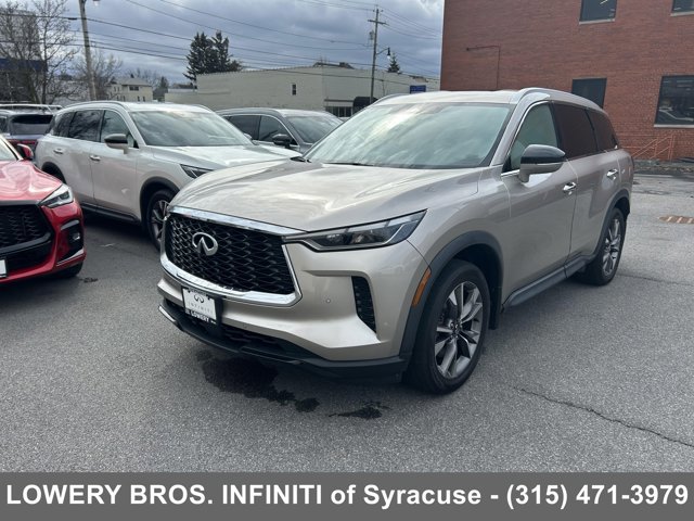 Certified 2023 INFINITI QX60 Luxe w/ Cargo Package image 1