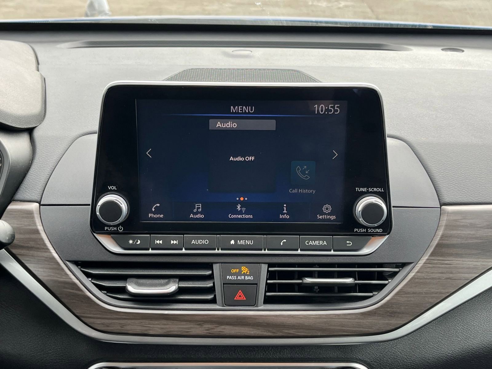 Used 2025 Nissan Altima 2.5 SV image 18