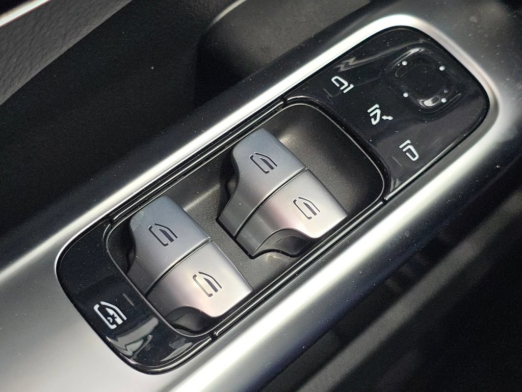 New 2026 Mercedes-Benz C 300 4MATIC Sedan image 28