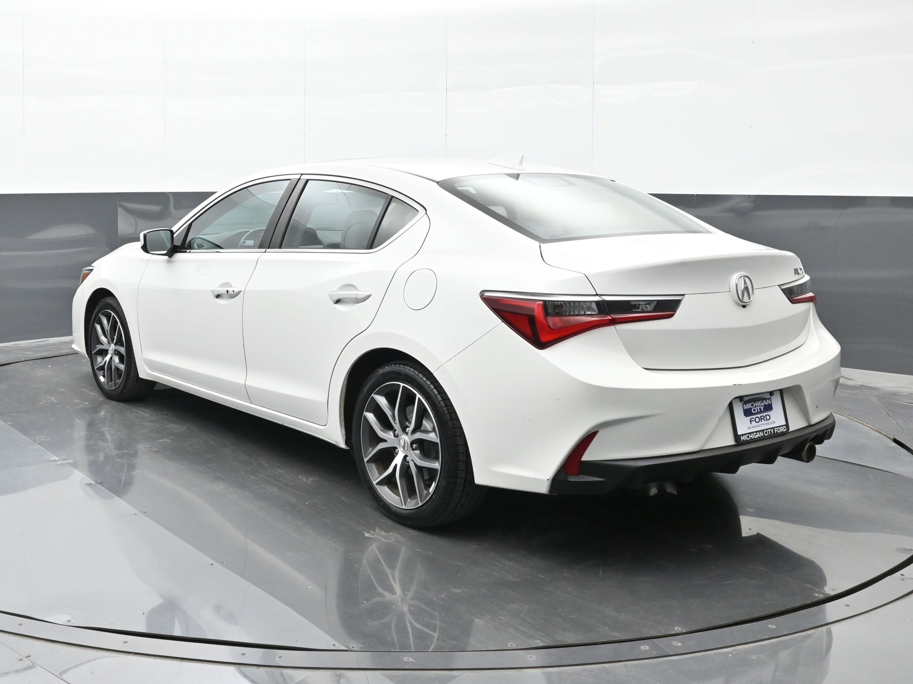 Used 2020 Acura ILX w/ Premium Package image 6