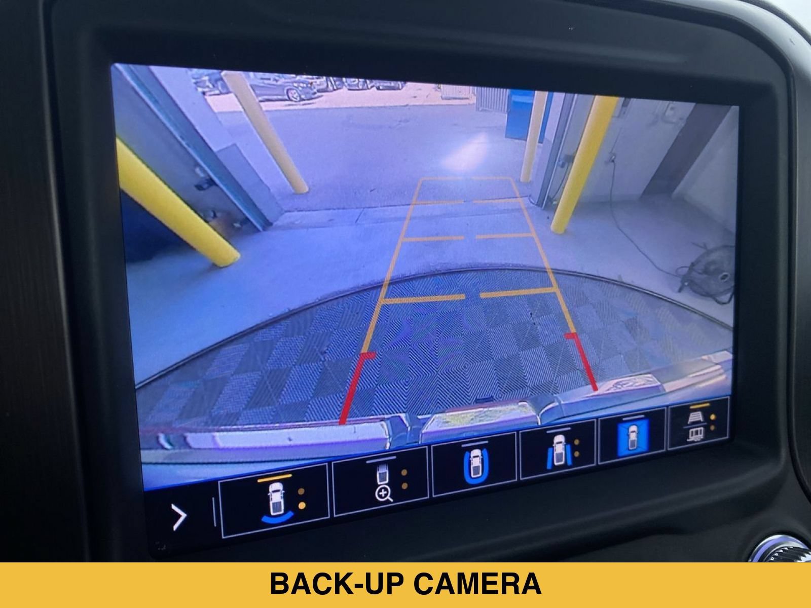 Used 2020 GMC Sierra 1500 AT4 w/ AT4 Premium Package AWD/4WD image 6