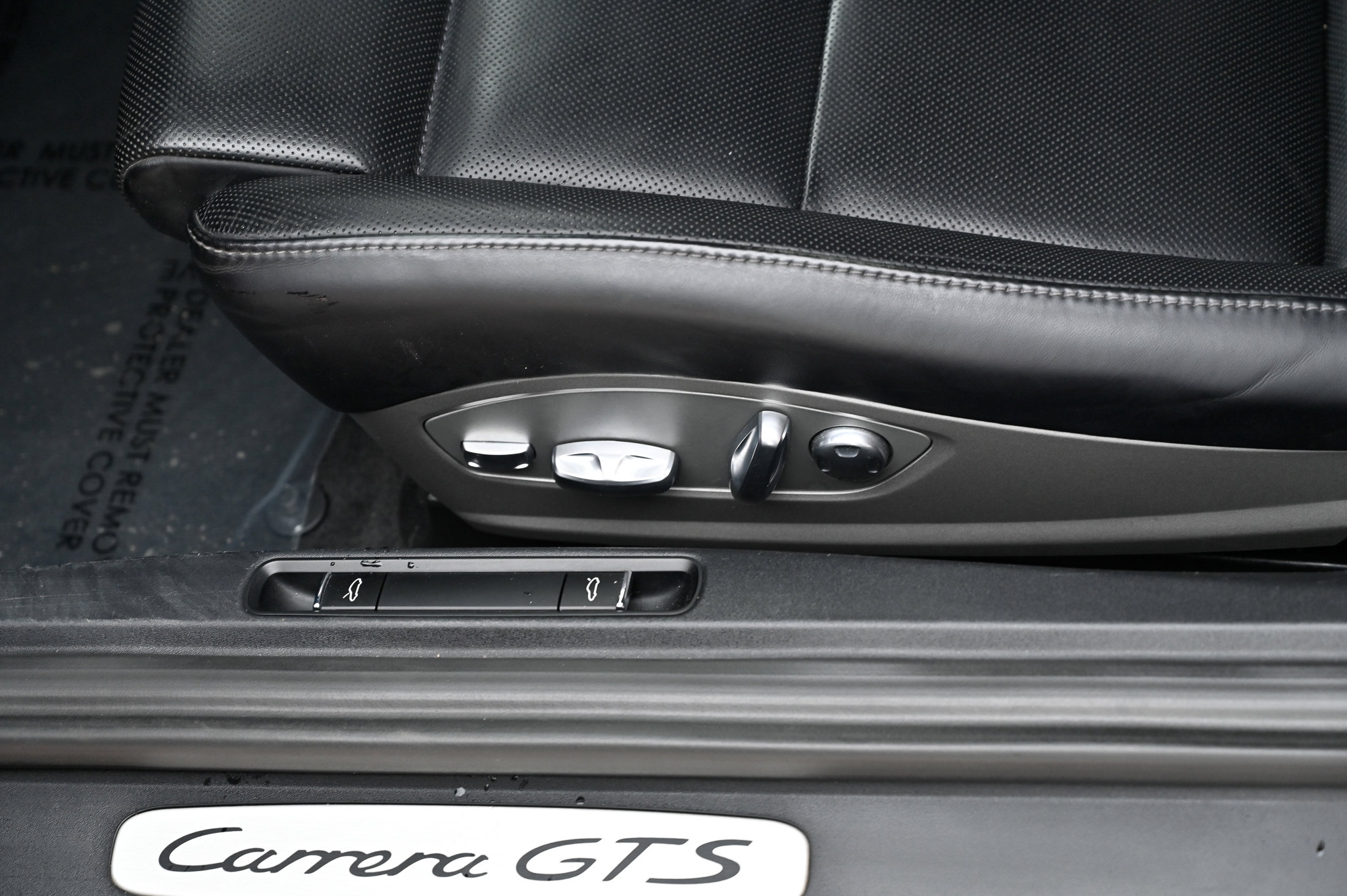 Used 2016 Porsche 911 Carrera GTS RWD image 18
