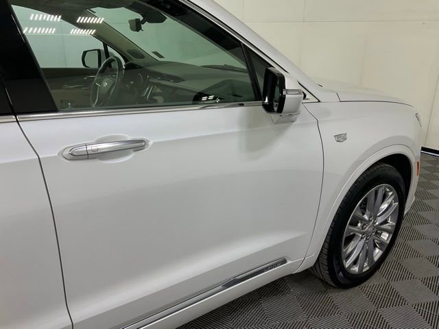 Certified 2022 Cadillac XT6 Premium Luxury w/ Technology Package image 7