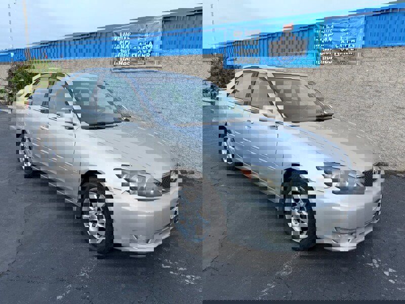 Used 2006 Toyota Camry LE image 1