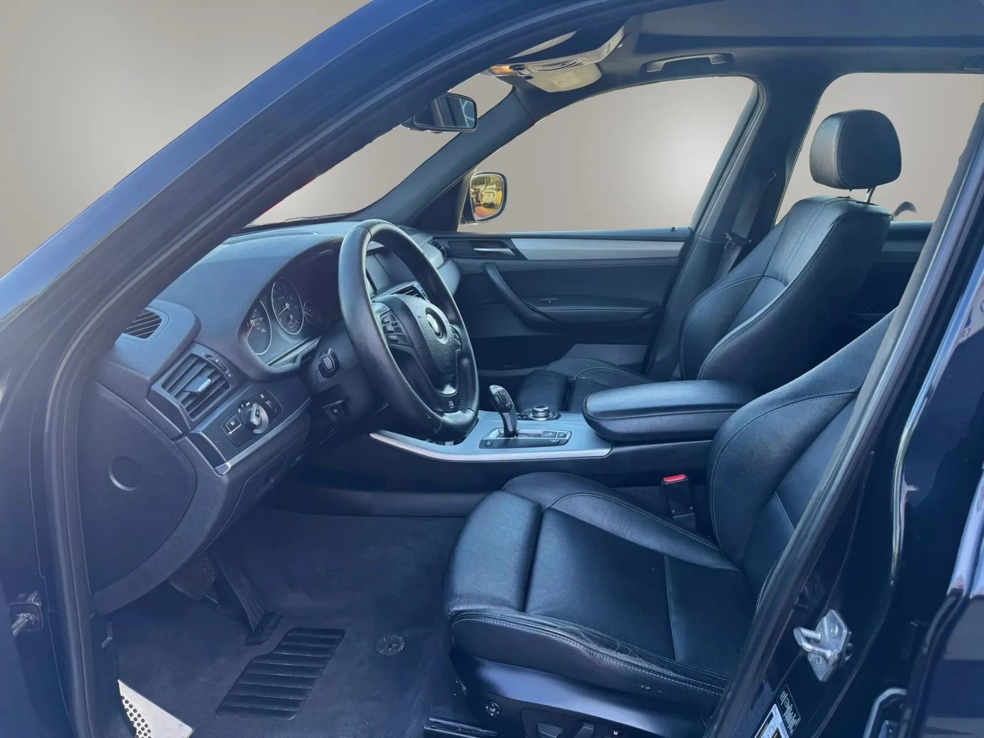 Used 2011 BMW X3 xDrive28i image 10