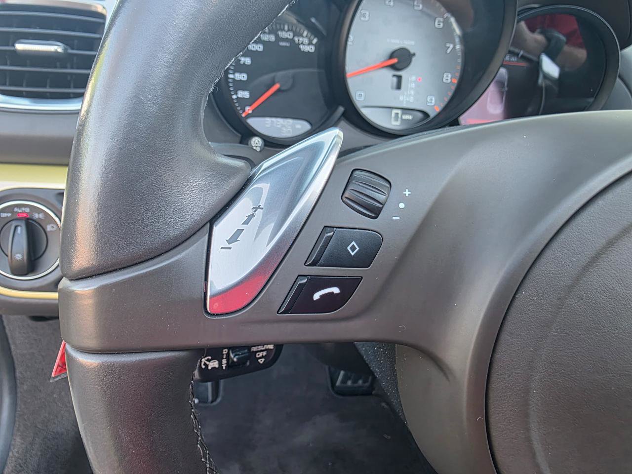 Used 2014 Porsche Boxster S image 36