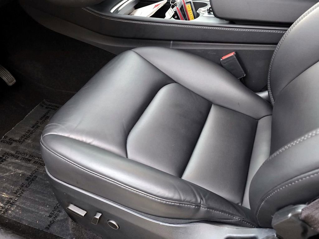 Used 2024 Tesla Model Y Long Range image 28