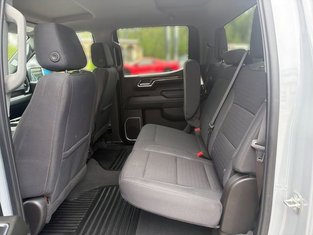 Used 2024 Chevrolet Silverado 1500 LT AWD/4WD image 10